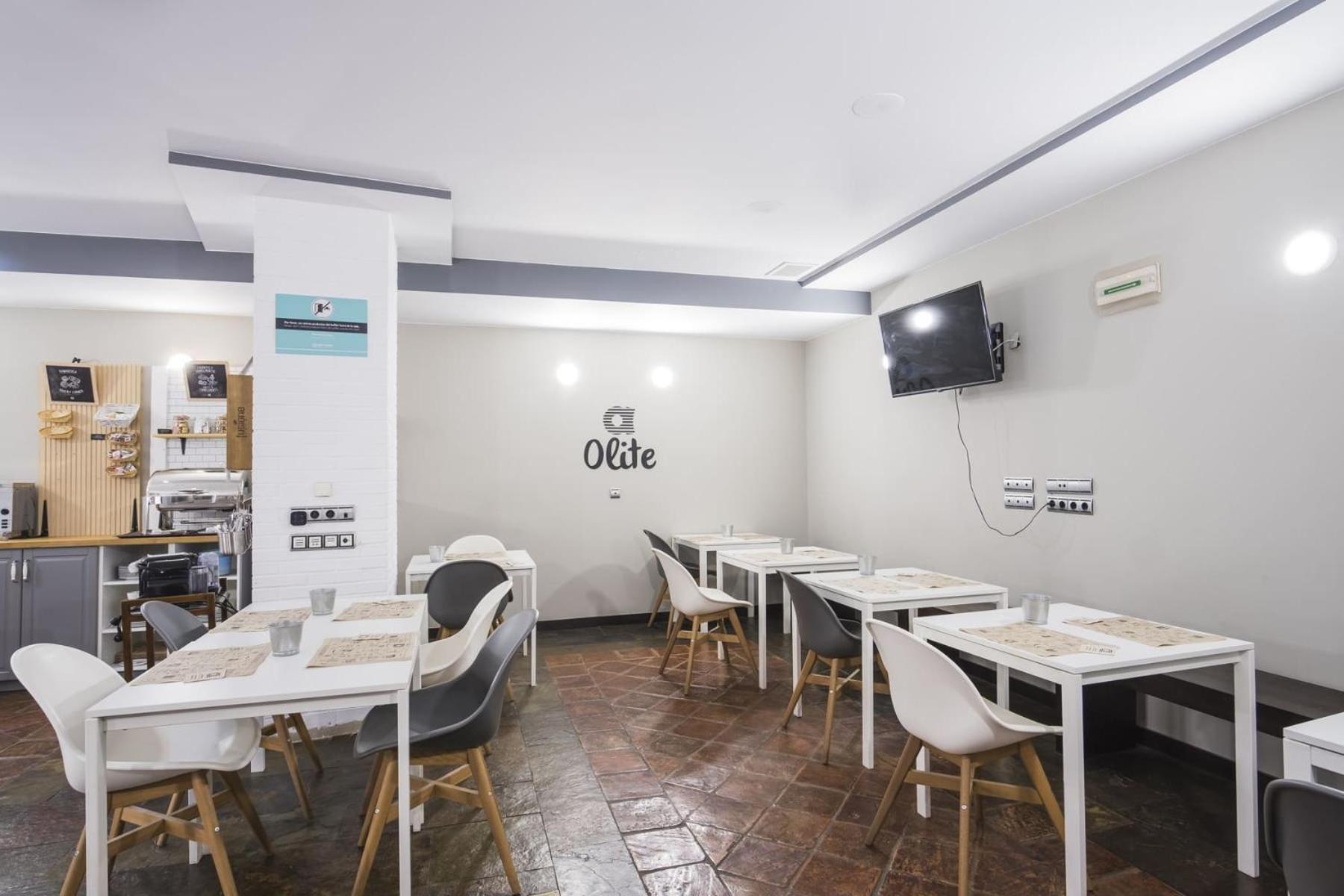 Hotel Alda Castillo De Оліте Екстер'єр фото