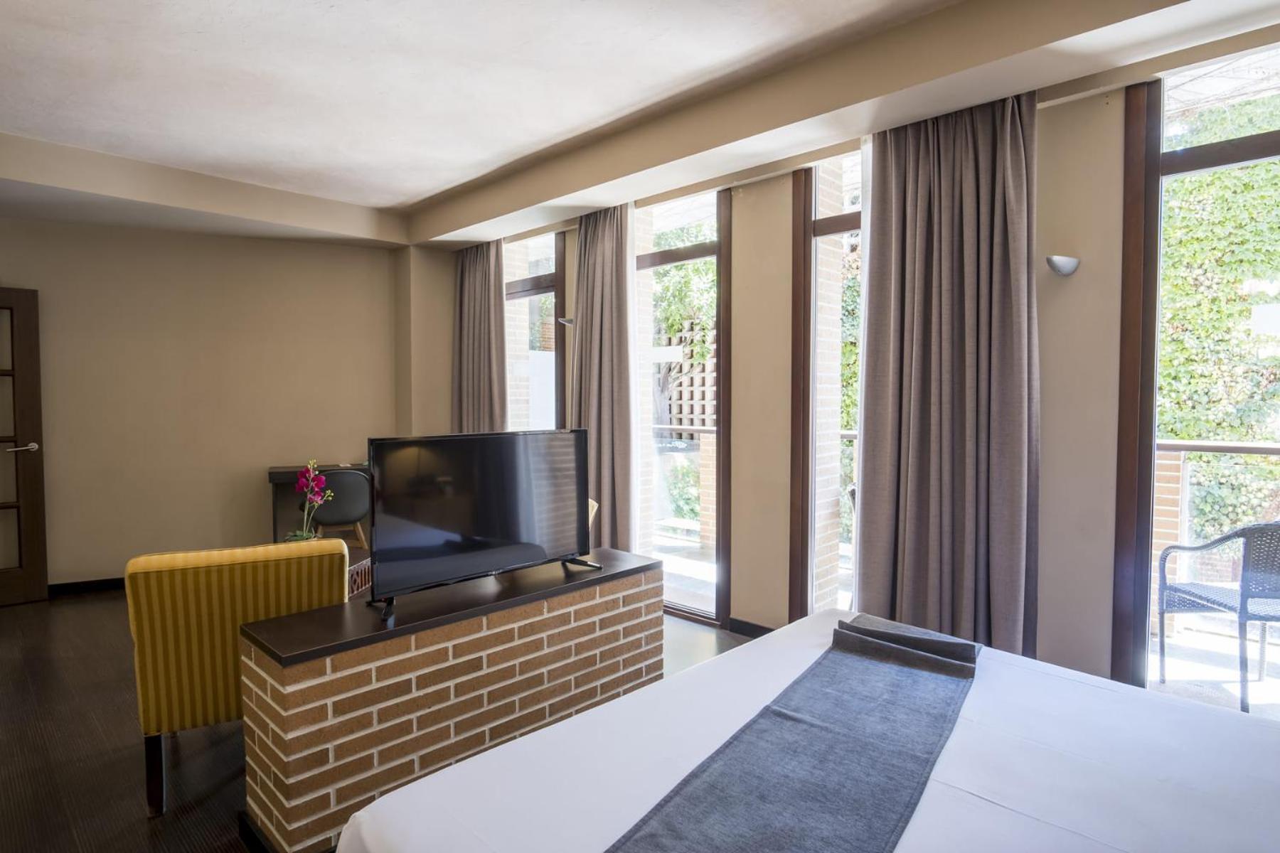 Hotel Alda Castillo De Оліте Екстер'єр фото
