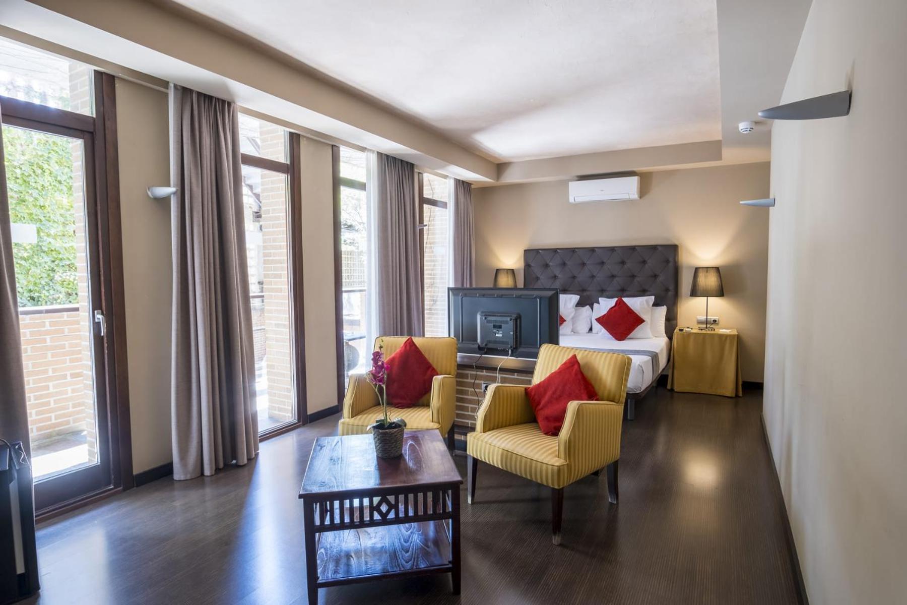 Hotel Alda Castillo De Оліте Екстер'єр фото