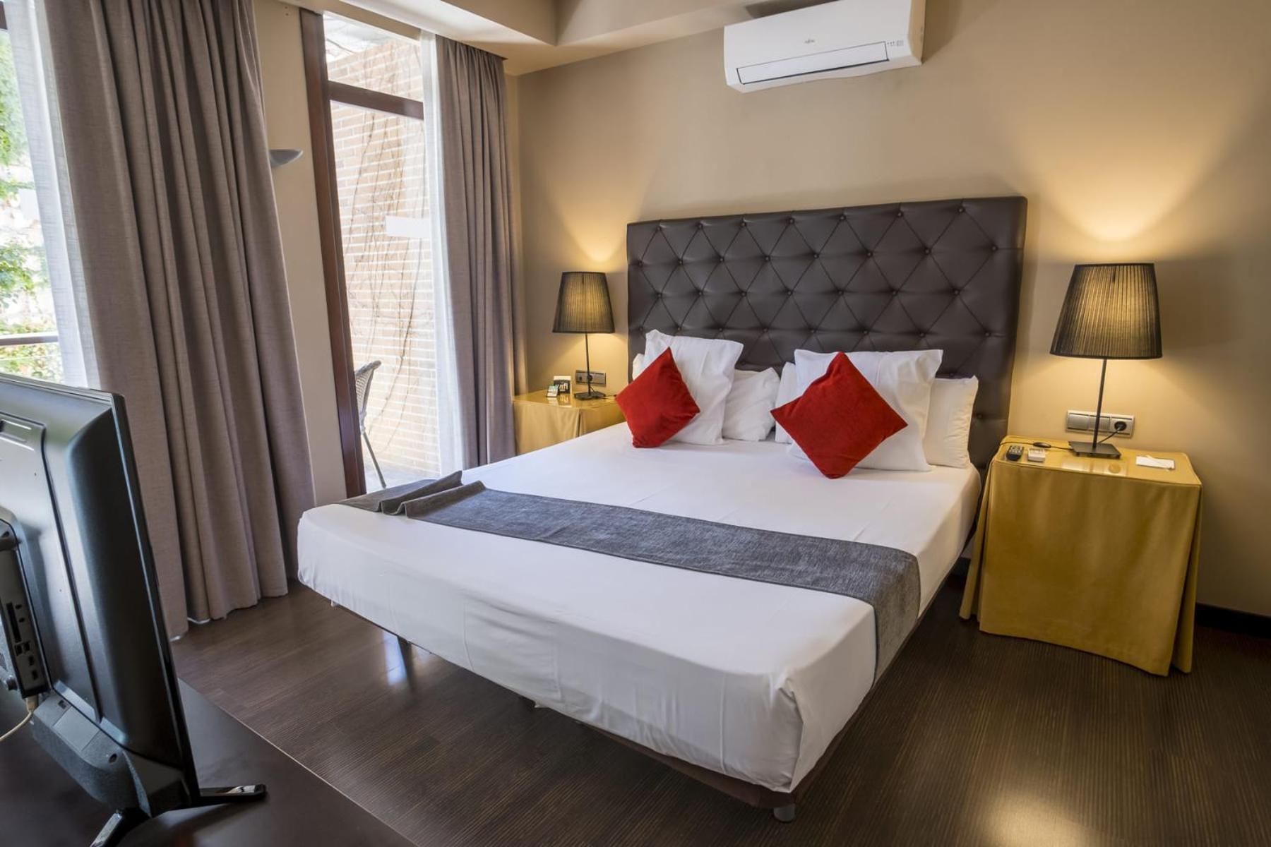 Hotel Alda Castillo De Оліте Екстер'єр фото